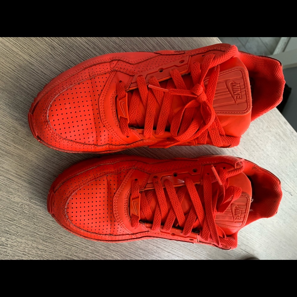 Nike air max all one color hot!